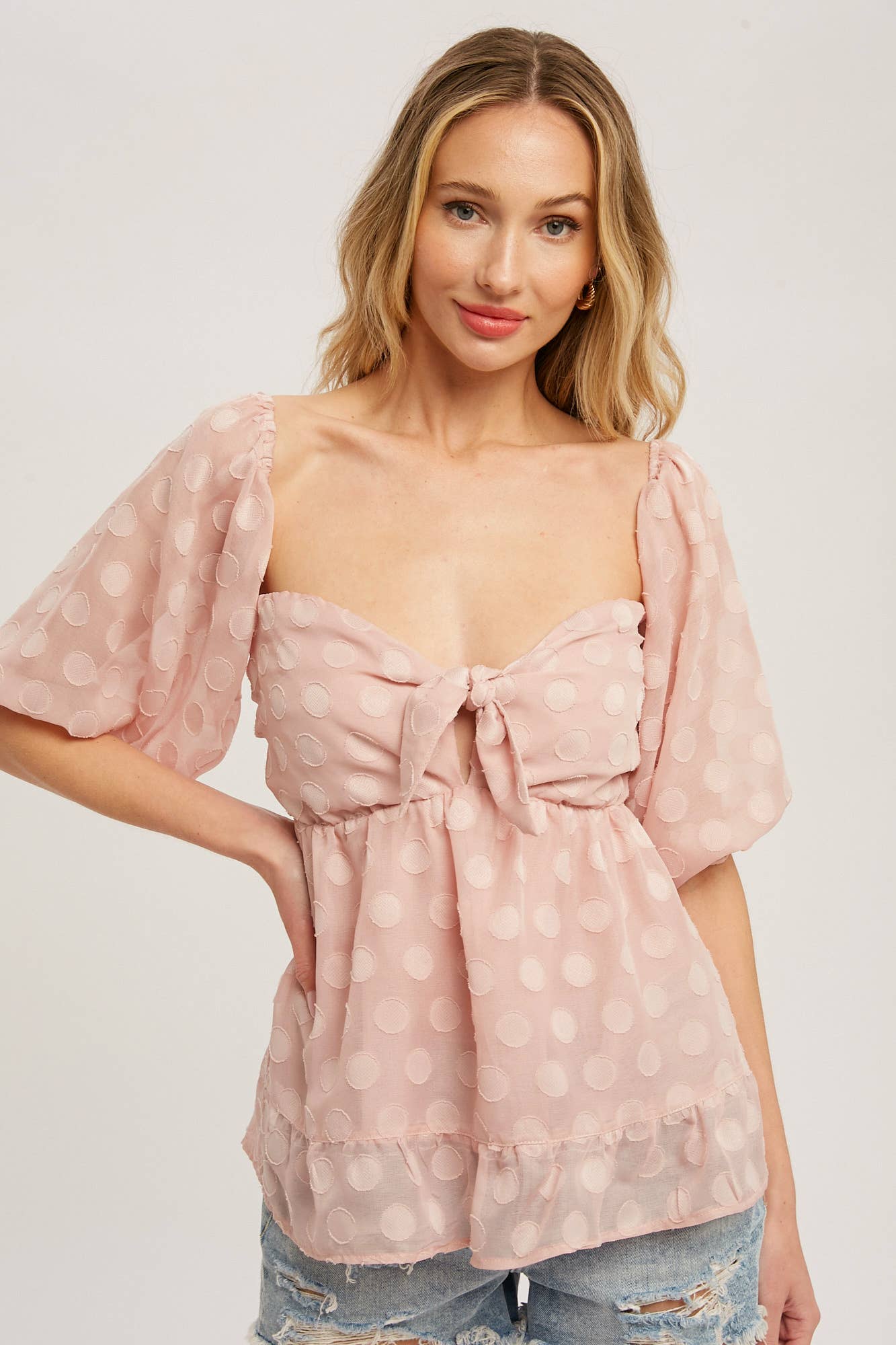 POLKA DOT FRONT TIE BLOUSE: BLACK / M