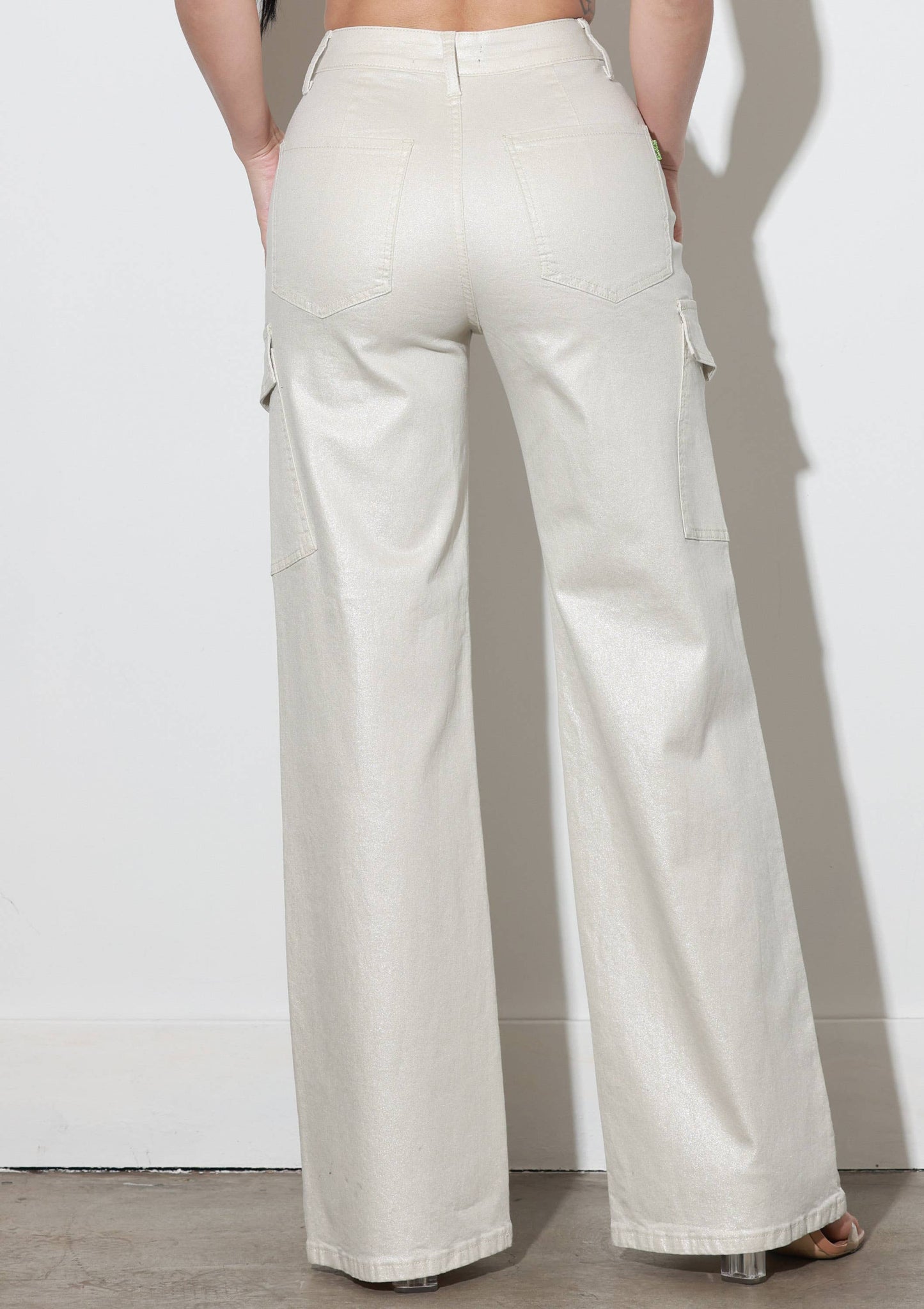 Glitter High-Rise Cargo Wide Leg Jeans: Natural