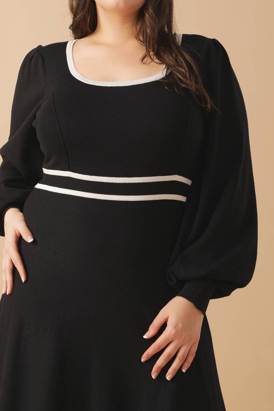 Black and white sweater knit midi dress - ISW5312-P: