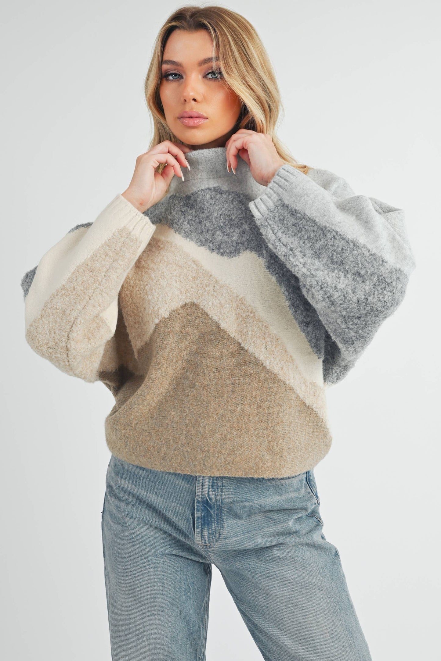 Mountain Sweater 1: Gray/Tan / Contemporary