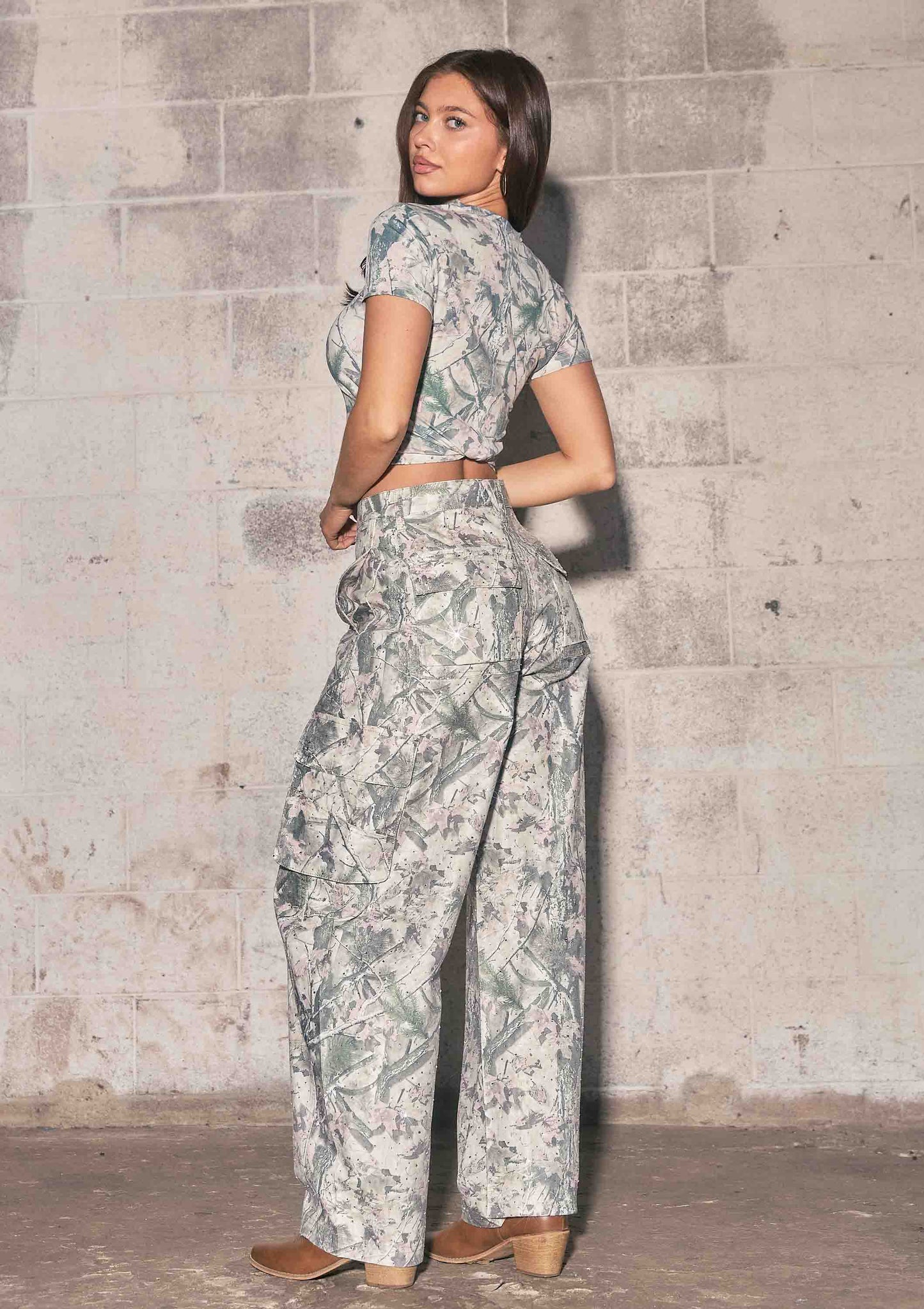 Rhinestone Camo Print Baggy Barrel Jeans: Pink wood