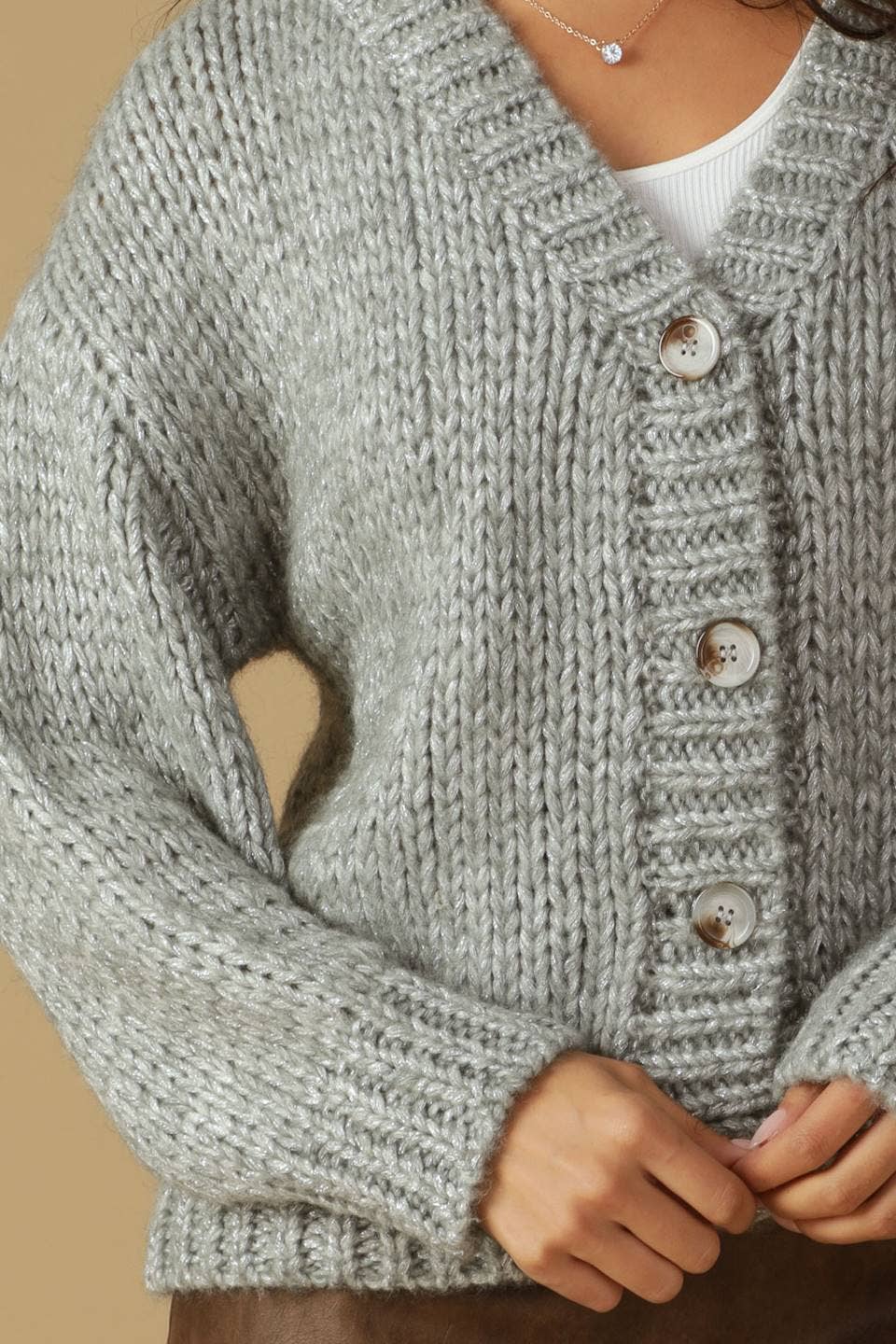 A sweater knit cardigan - ISW5317 GREY SILVER: GREY SILVER / Contemporary