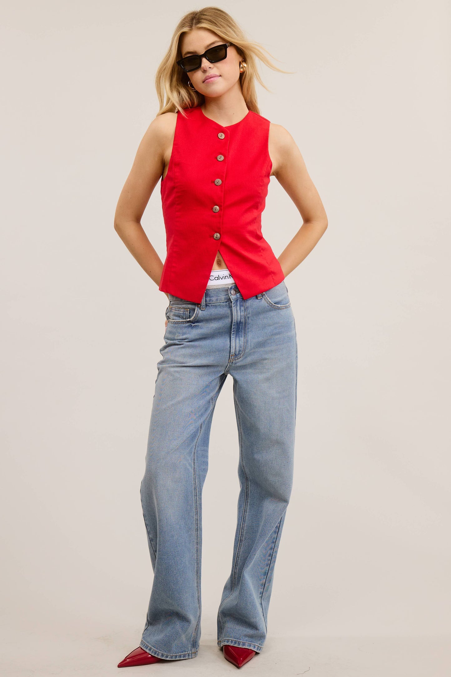 MT1661 ROUND-NECK SLEEVELESS BUTTONED WAISTCOAT VEST: Black / L