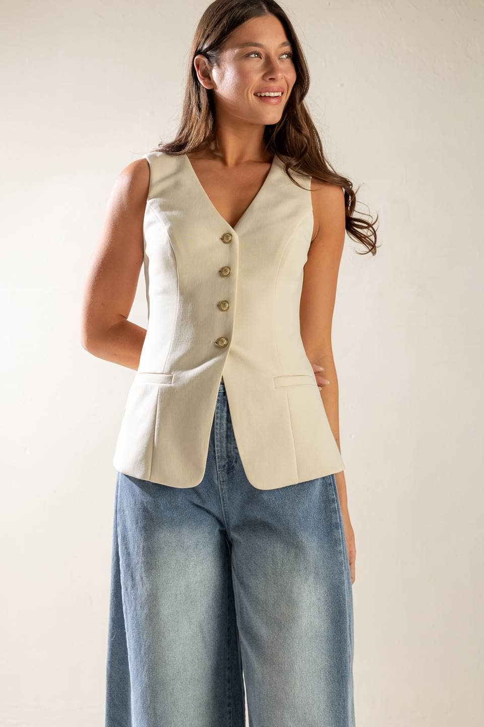 Vneck button down vest - FJ1200: ECRU