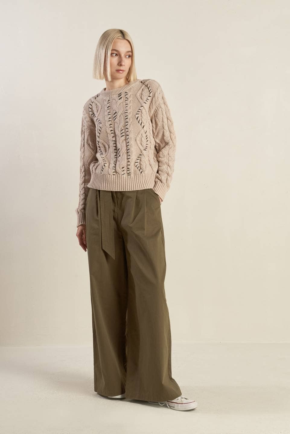 A sweater knit top - FSW1085: KHAKI BLACK / Contemporary