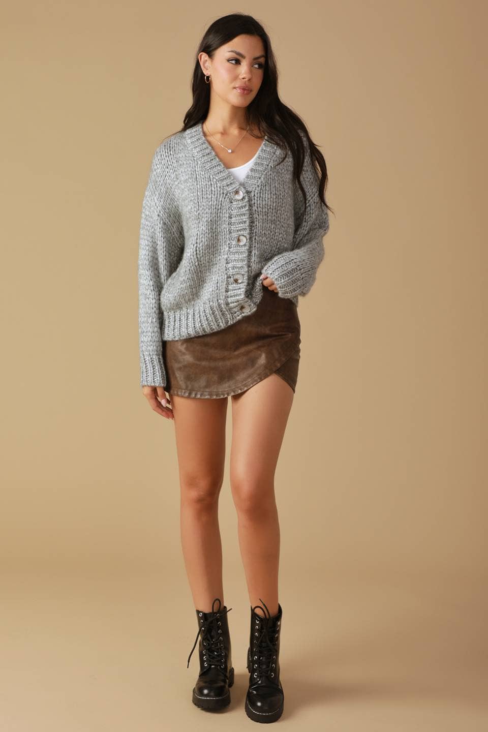 A sweater knit cardigan - ISW5317 GREY SILVER: GREY SILVER / Contemporary