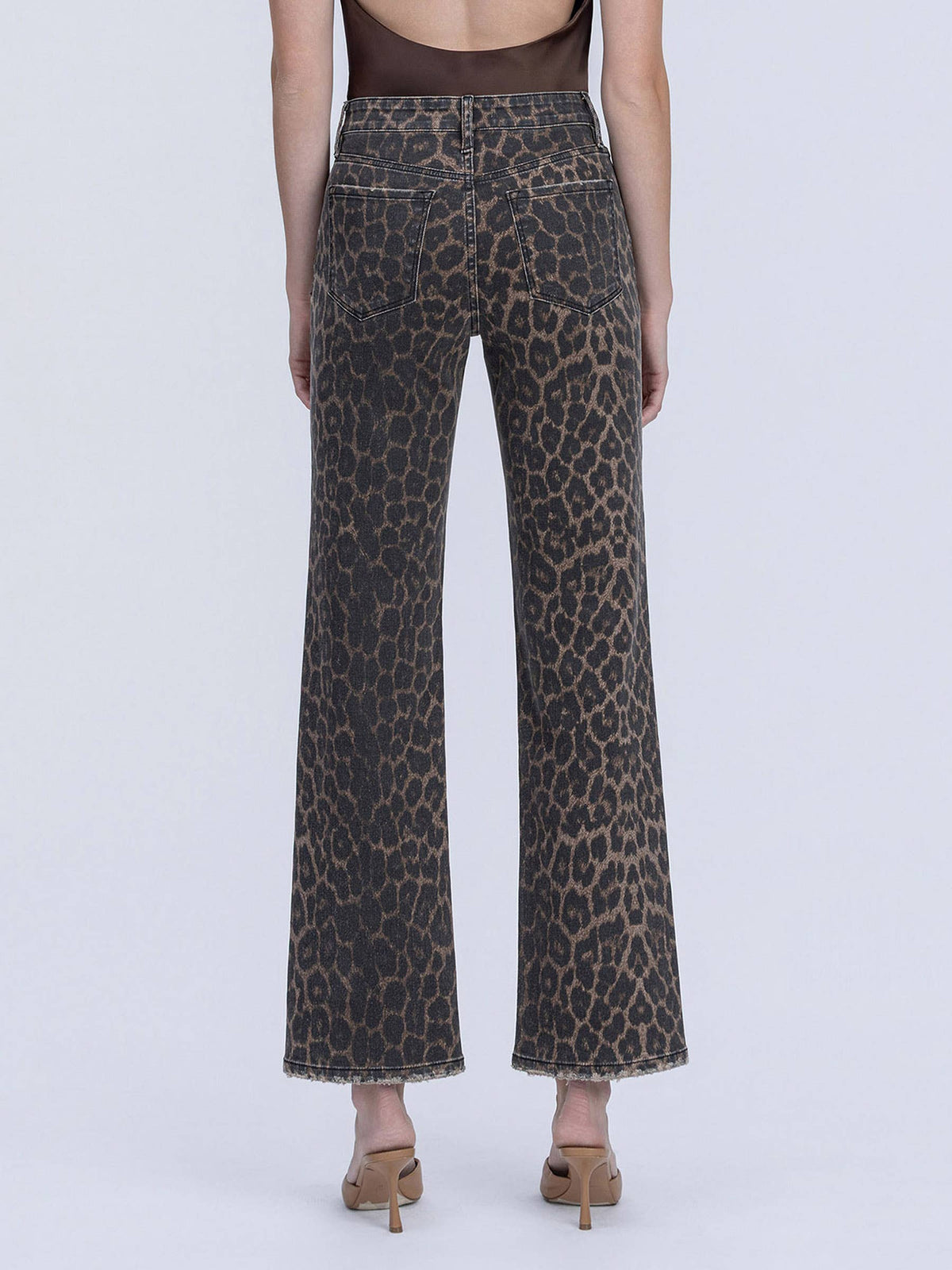 HIGH RISE LEOPARD PRINT SLIM WIDE JEANS F6381LPD: LEOPARD