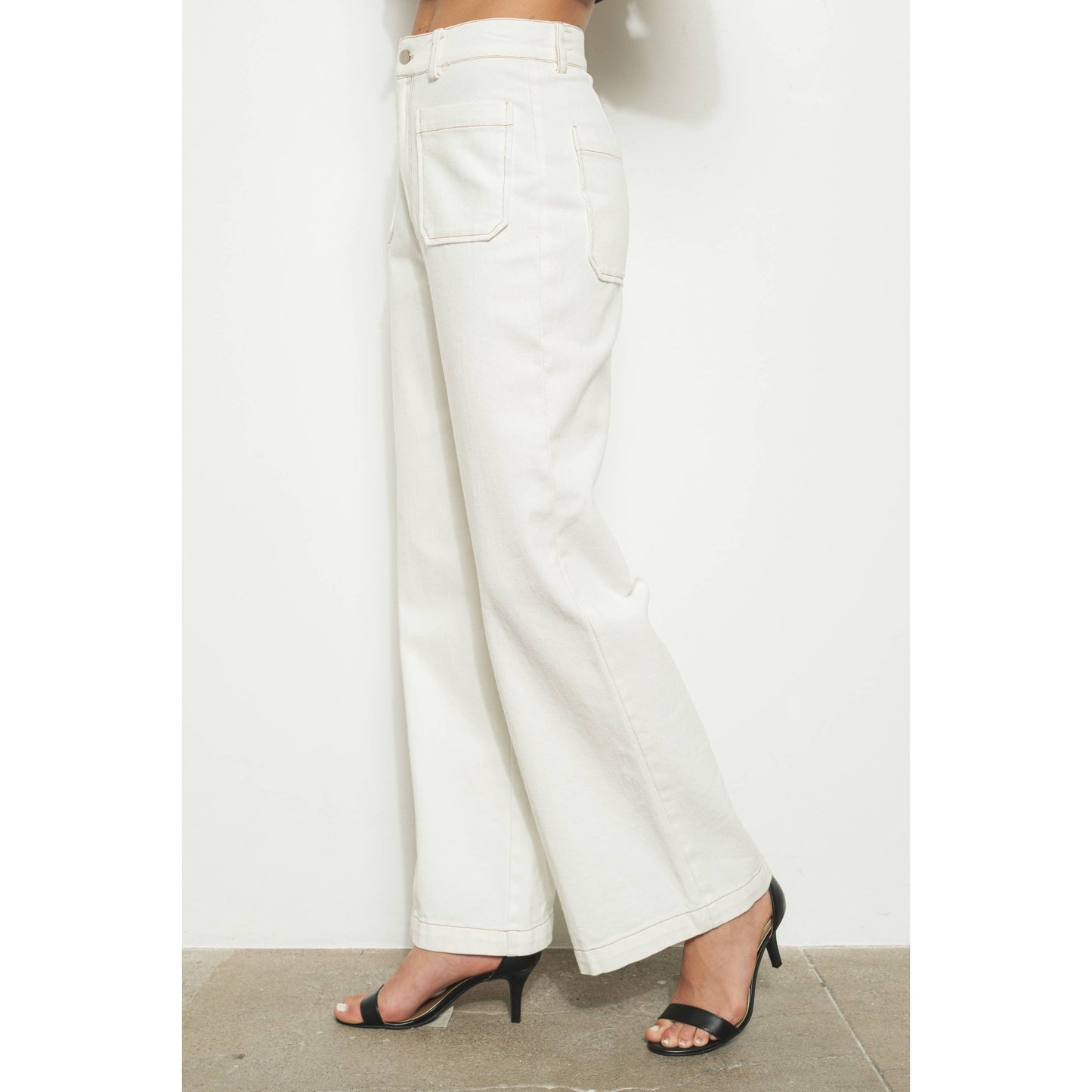 Cotton Front Double Pocket Straight Pants: WHITE