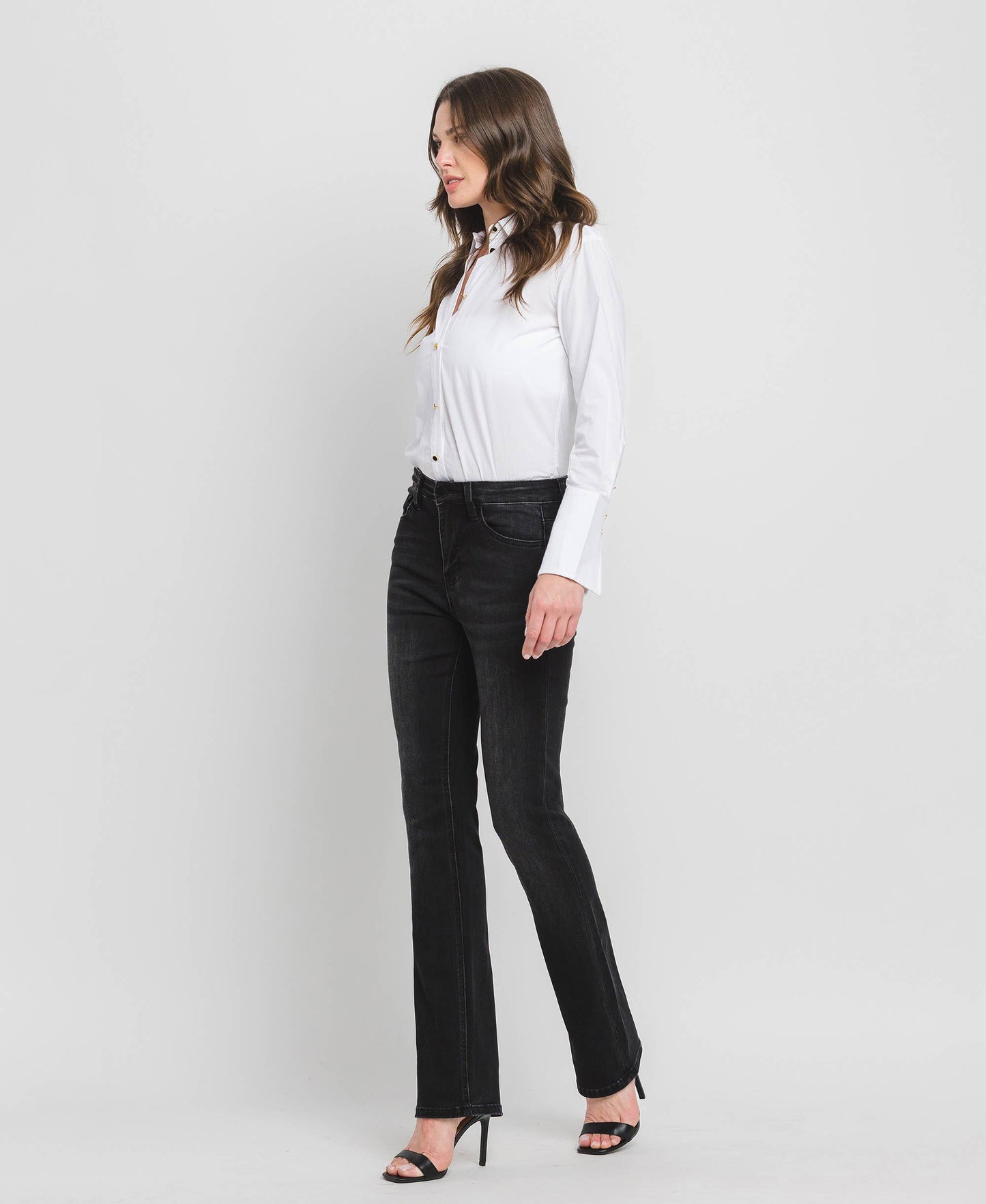 HIGH RISE SLIM BOOTCUT JEANS F4620: SIGNIFICANT / 32