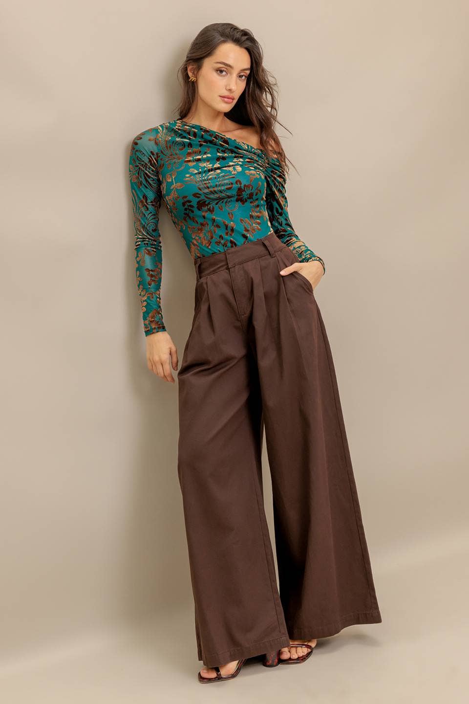 Cold shoulder knit top - IT13844: Teal