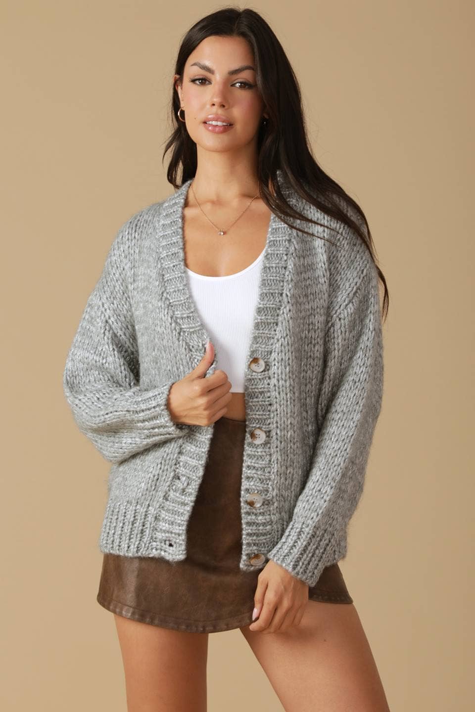 A sweater knit cardigan - ISW5317 GREY SILVER: GREY SILVER / Contemporary