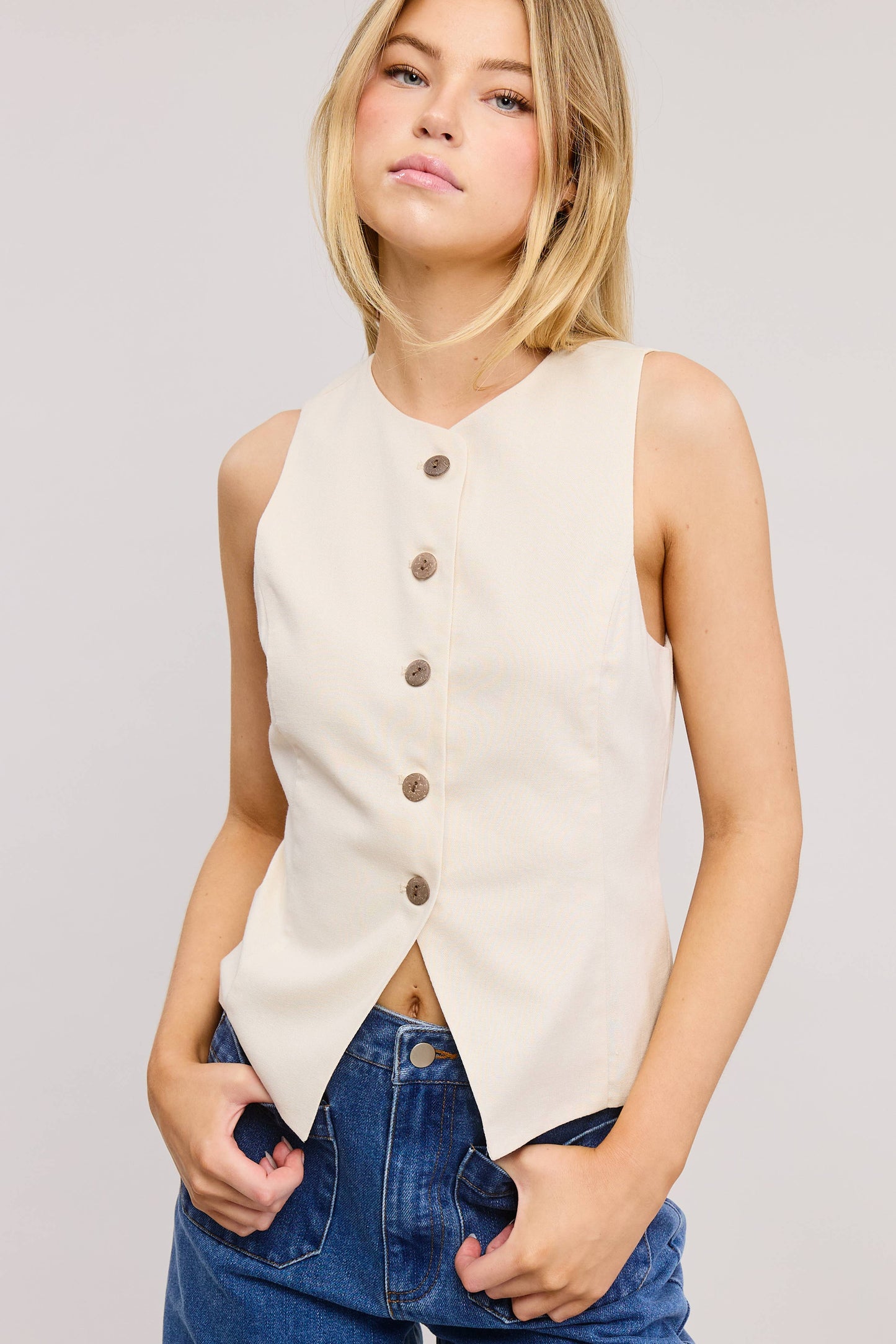 MT1661 ROUND-NECK SLEEVELESS BUTTONED WAISTCOAT VEST: Black / L