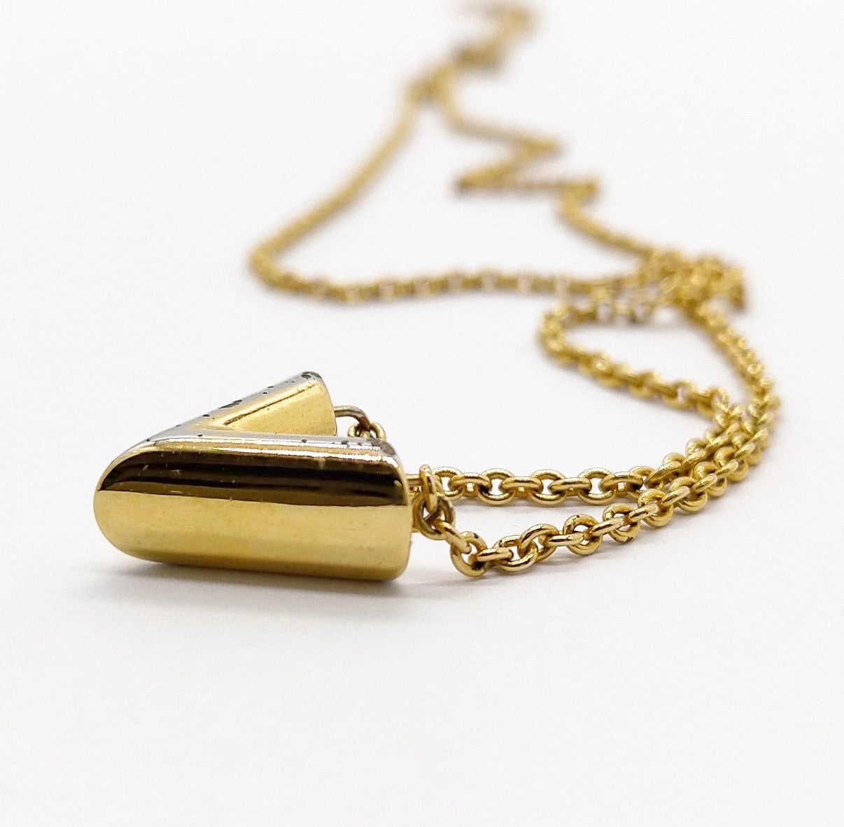 Louis Vuitton Essential V Pendant Necklace