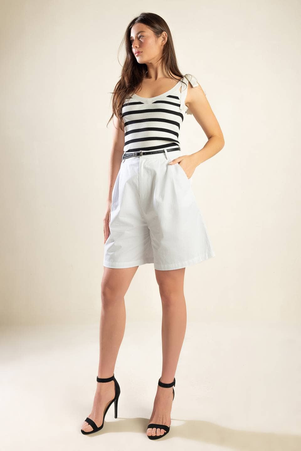 Self tie ribbed sweater knit tank top - ISW5371: IVORY BLACK / Contemporary