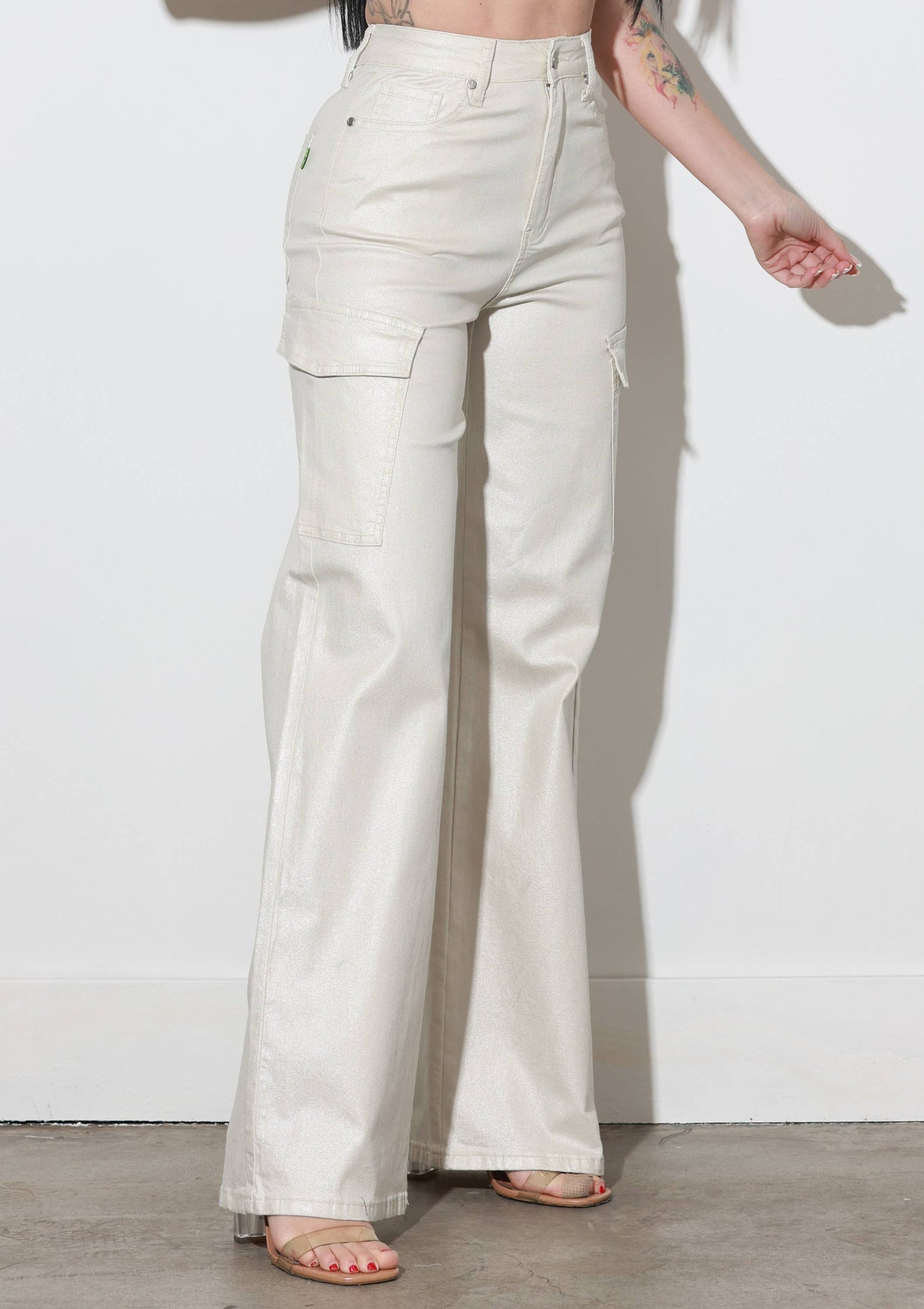 Glitter High-Rise Cargo Wide Leg Jeans: Natural