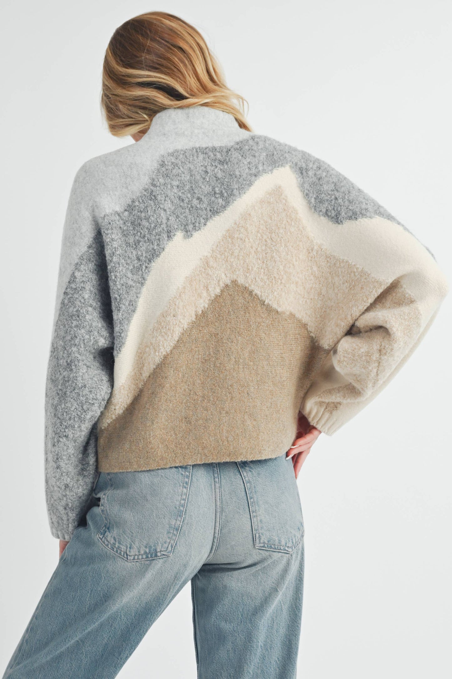 Mountain Sweater 1: Gray/Tan / Contemporary