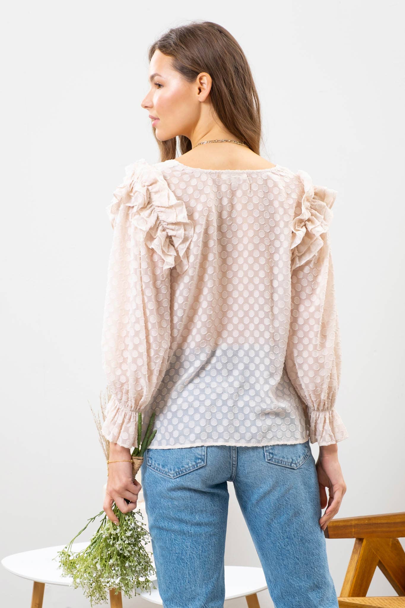 RUFFLE DOTTED BLOUSE: CREAM