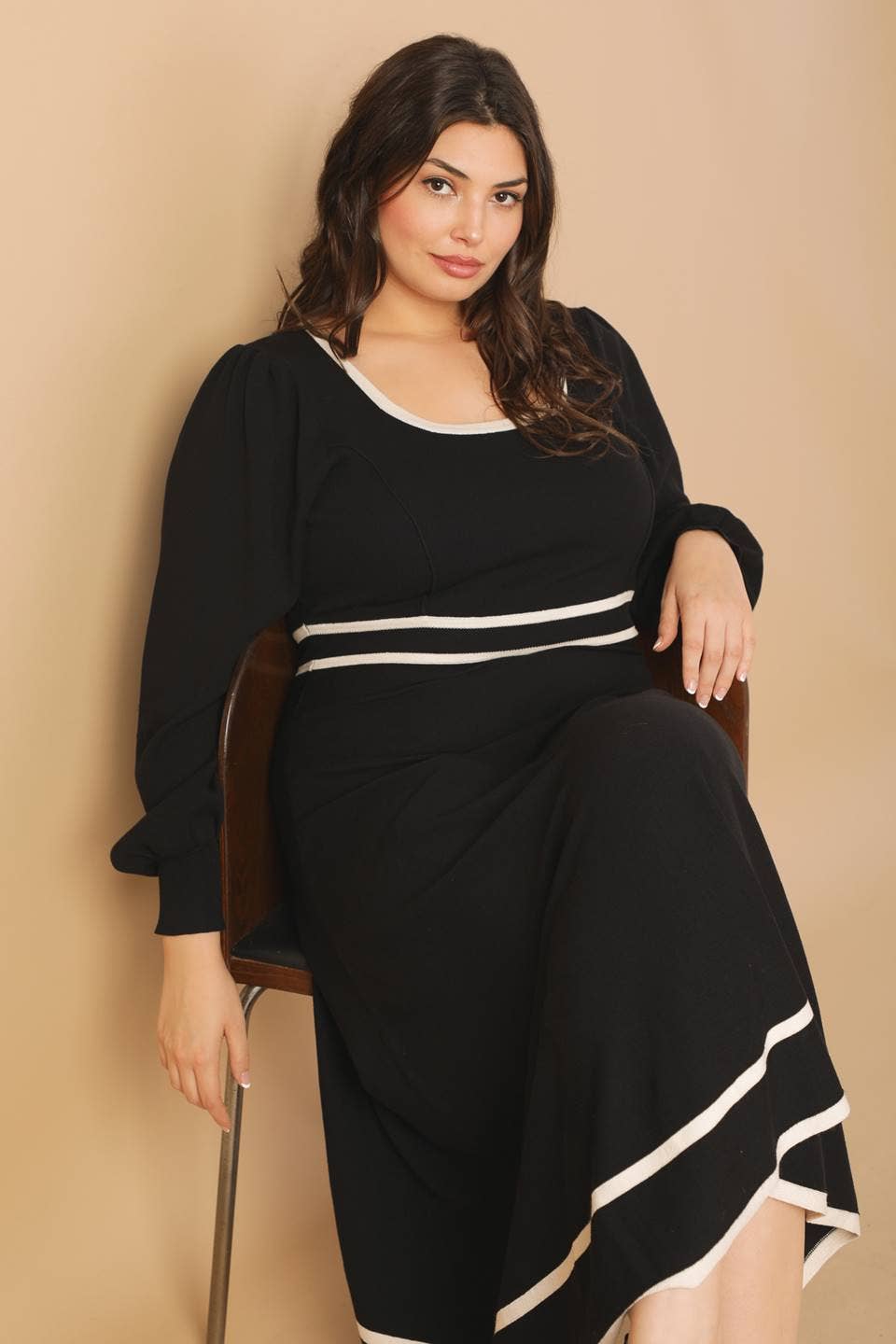 Black and white sweater knit midi dress - ISW5312-P: