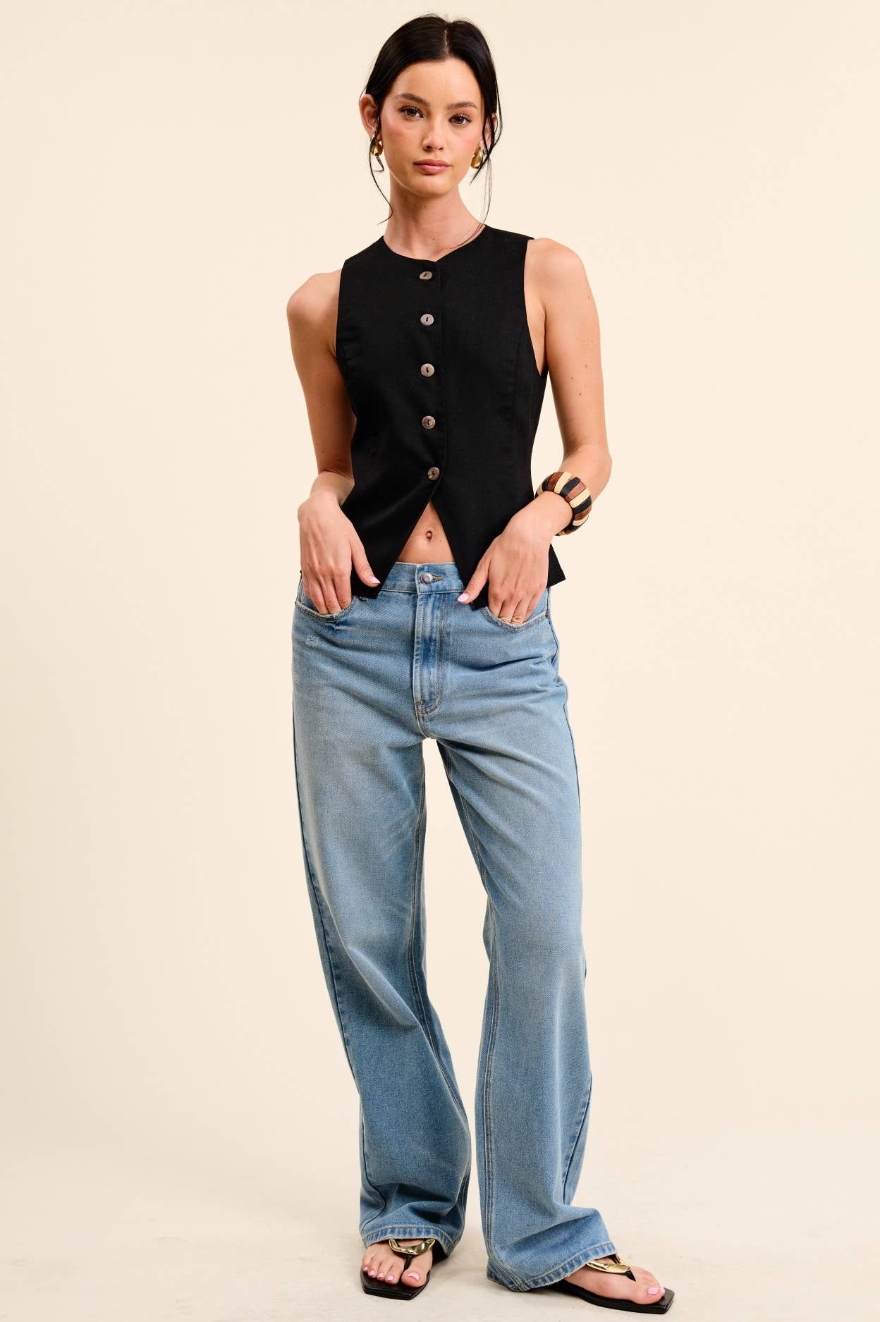 MT1661 ROUND-NECK SLEEVELESS BUTTONED WAISTCOAT VEST: Black / L