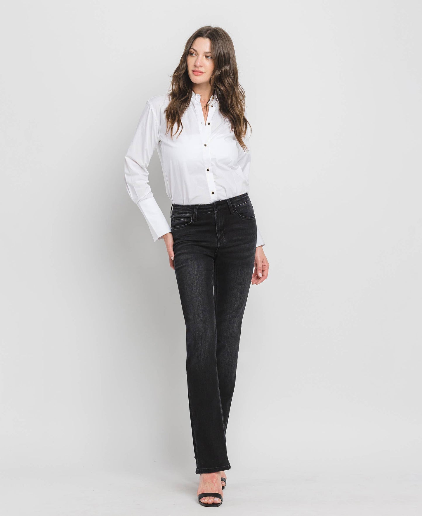 HIGH RISE SLIM BOOTCUT JEANS F4620: SIGNIFICANT / 32