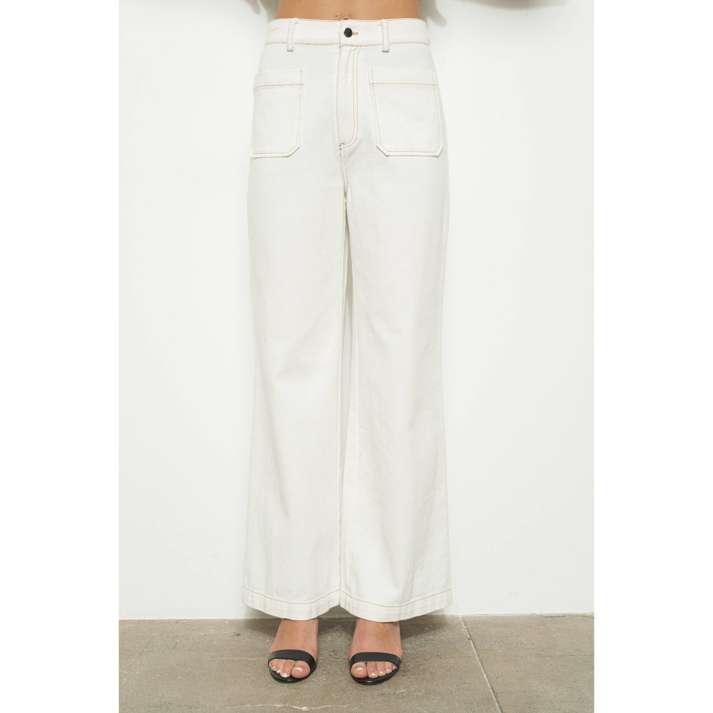 Cotton Front Double Pocket Straight Pants: WHITE