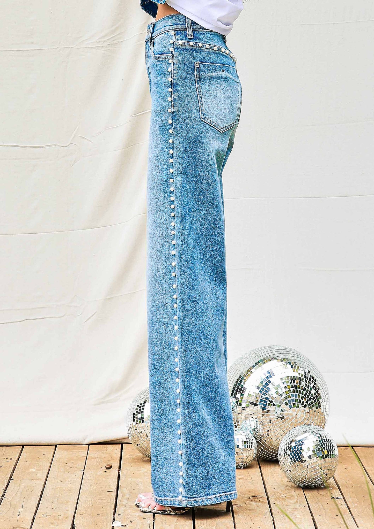 Pearl High-Rise Wideleg Jeans: Medium Stone