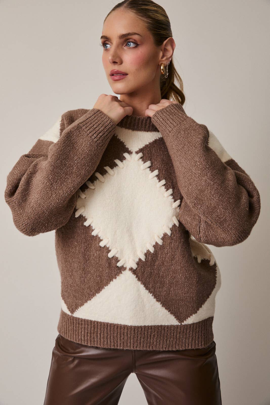 ARGYLE SWEATER: MOCHA-CREAM