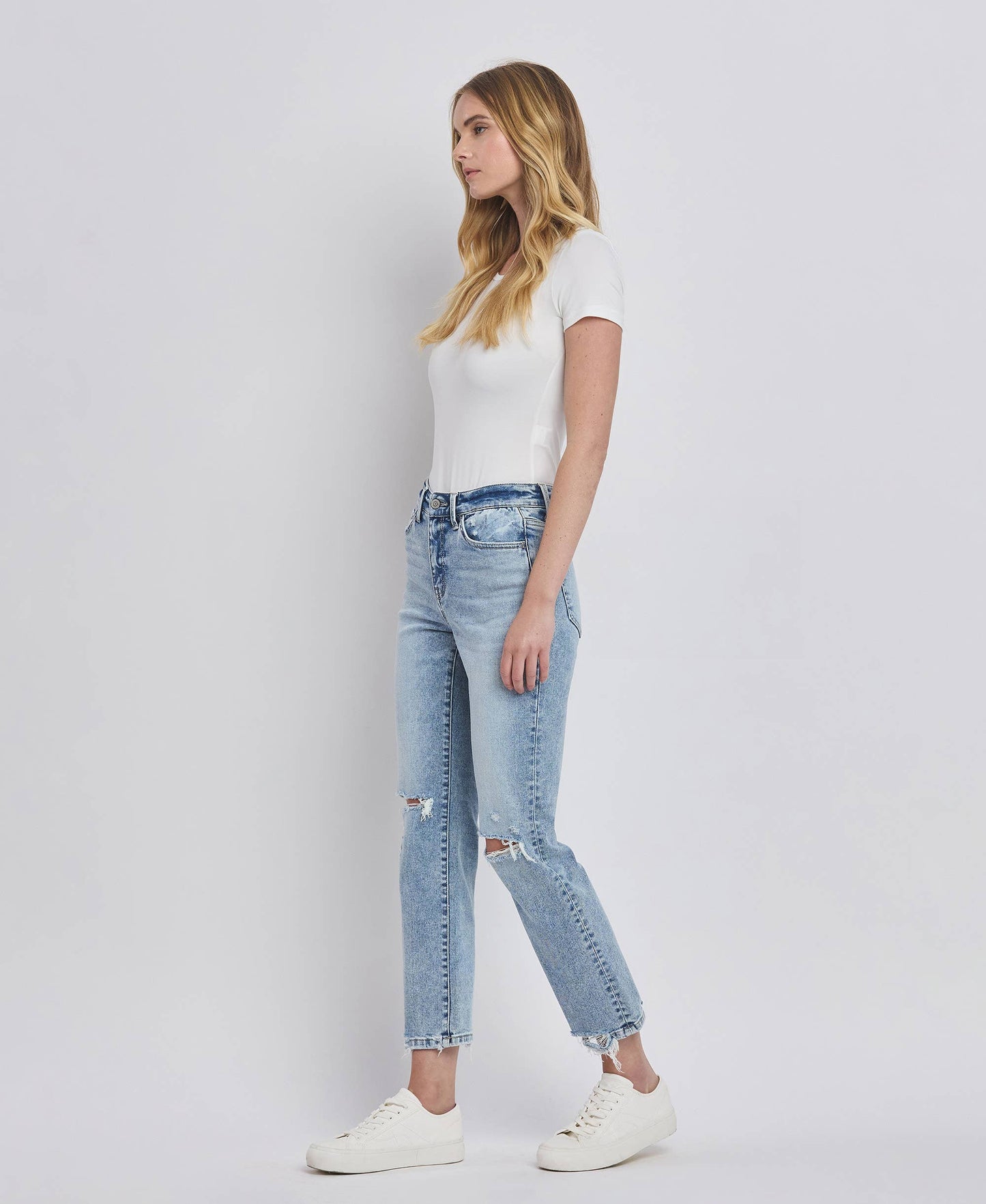 HIGH RISE DISTRESSED STRAIGHT JEANS F5689: VIVID