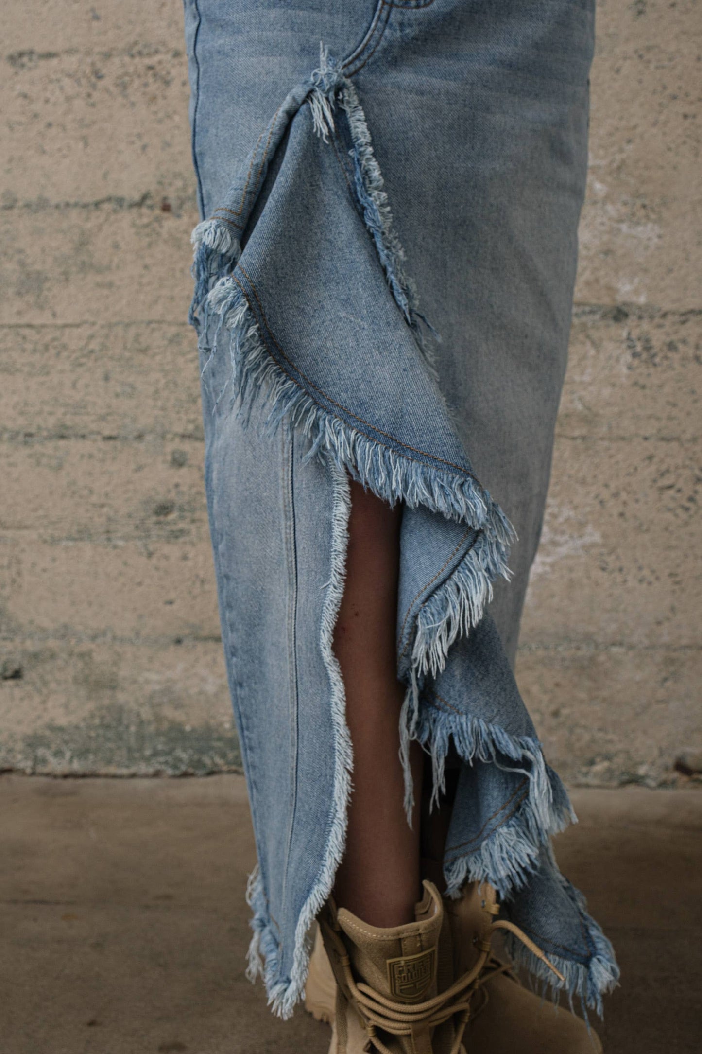 DENIM SKIRT S7688: MEDIUM DENIM