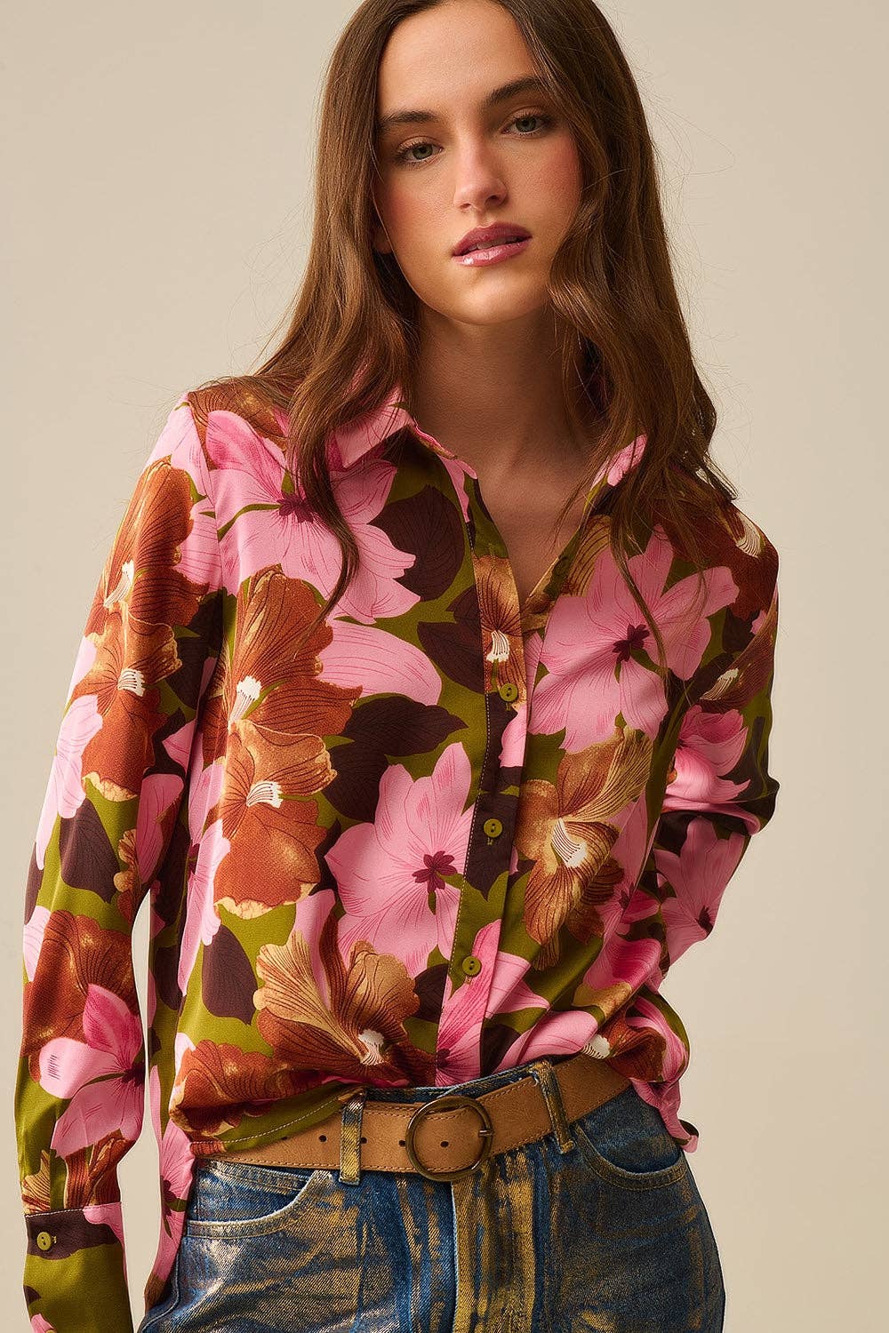 Satin Finish Tropical Floral Shirt in Olive Green: GREEN / L