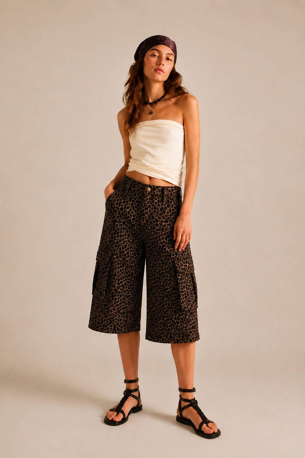 LEOPARD PRINT CARGO CULOTTE SHORTS