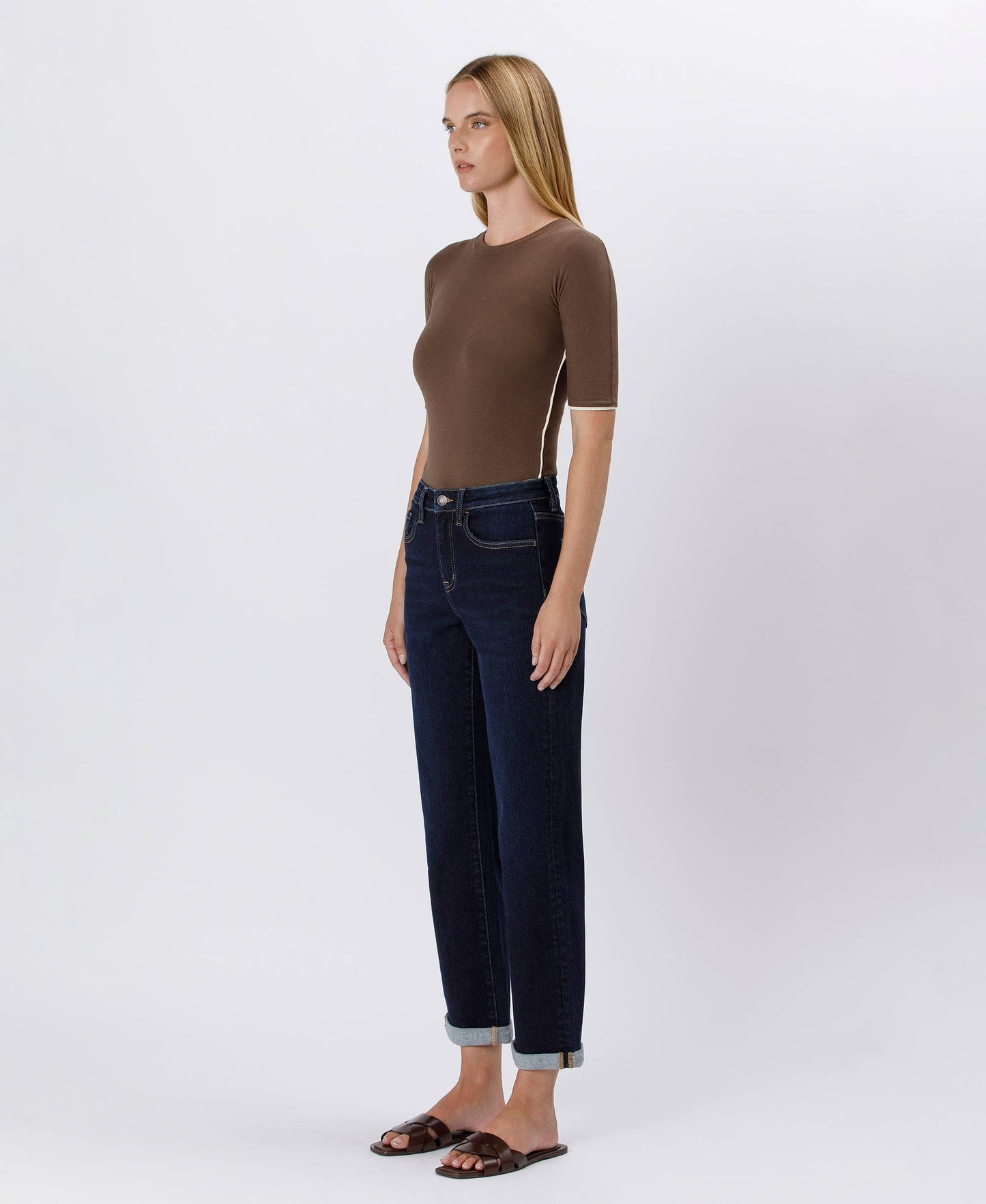 HIGH RISE CUFFED CROP STRAIGHT JEANS F5895: TIME AWAY