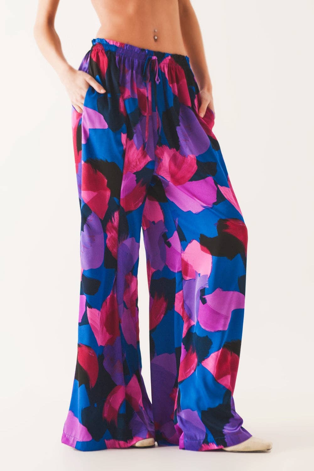 Wide leg pants in purple floral: Purple