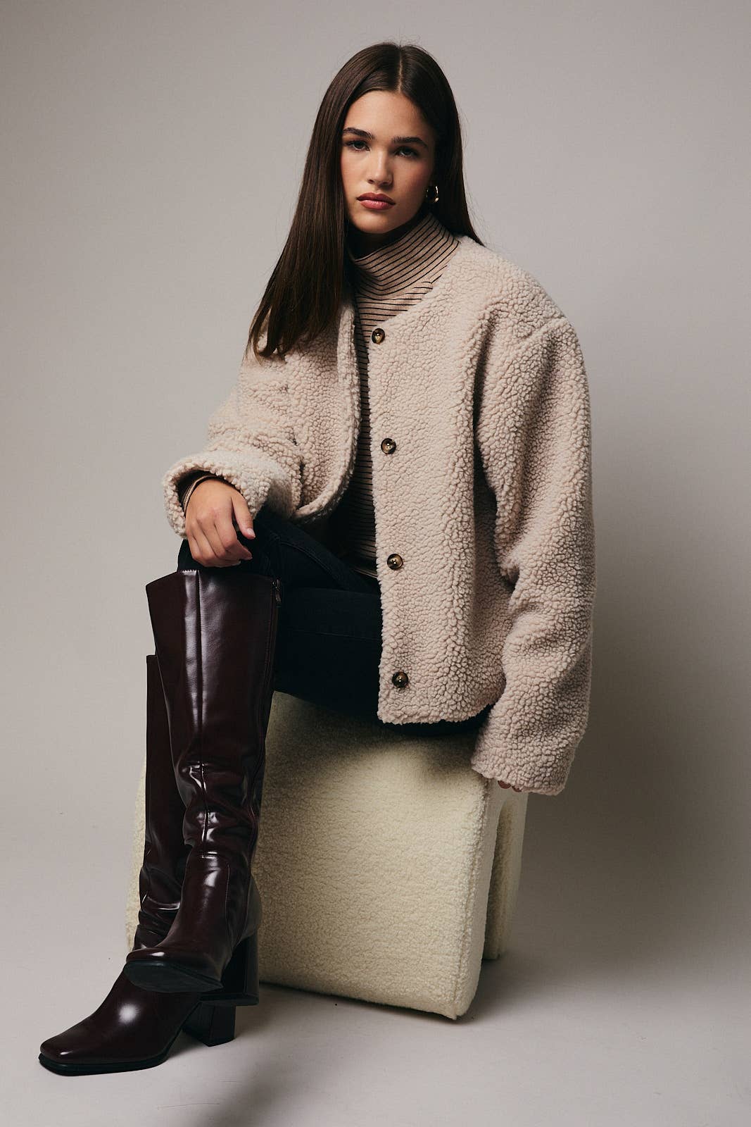 SHERPA OUTERWEAR: OATMEAL