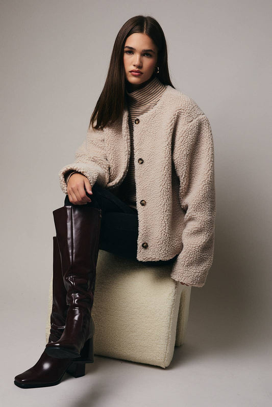 SHERPA OUTERWEAR: OATMEAL