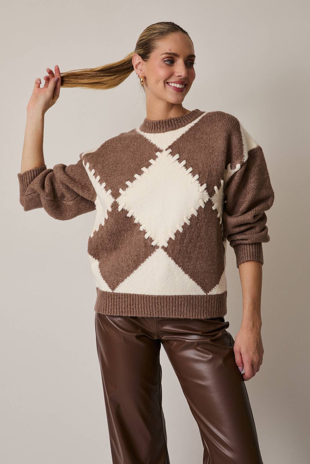 ARGYLE SWEATER: MOCHA-CREAM