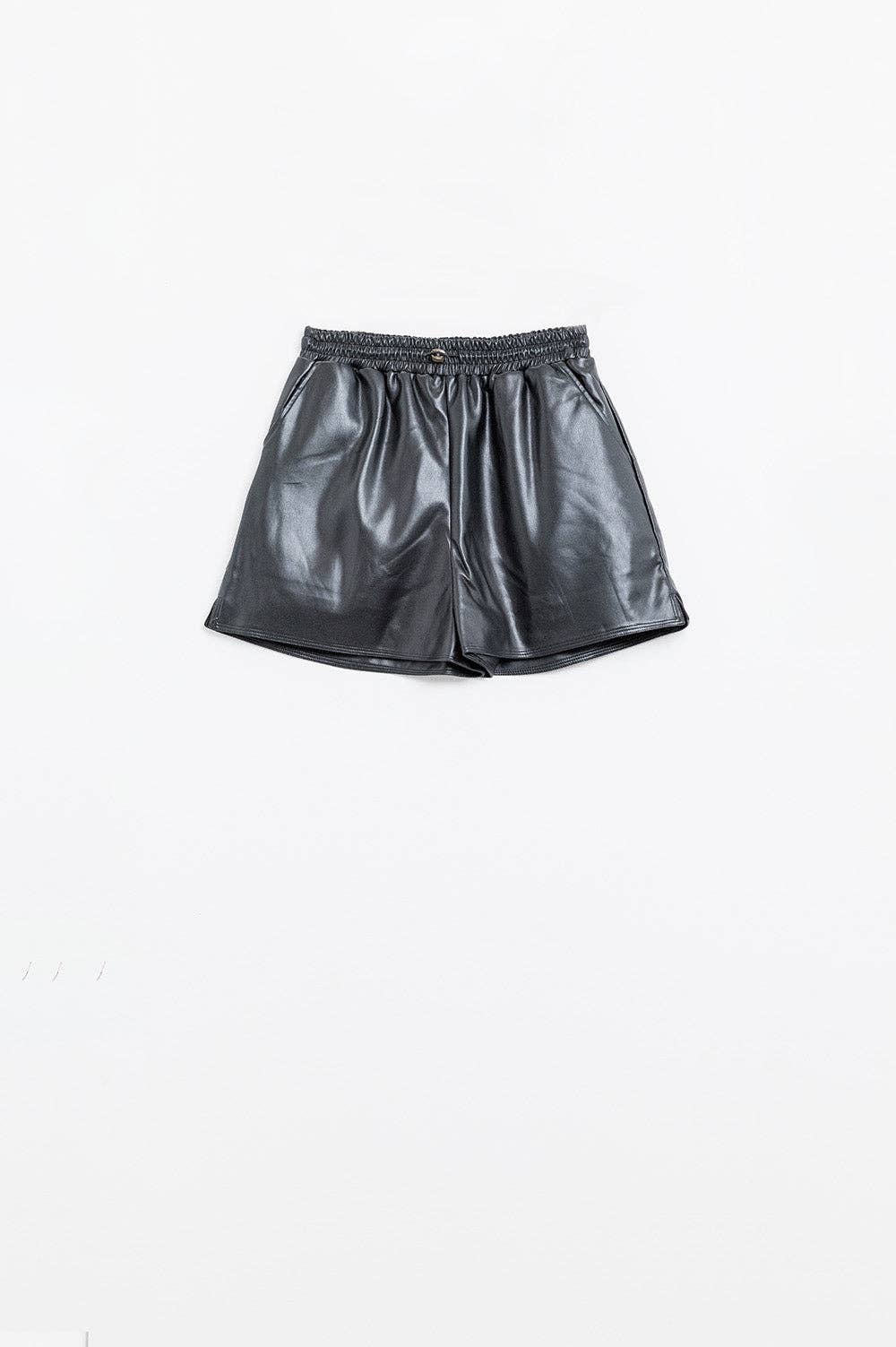 Black faux leather shorts with gathering at the waist with drawstring: Black / Small