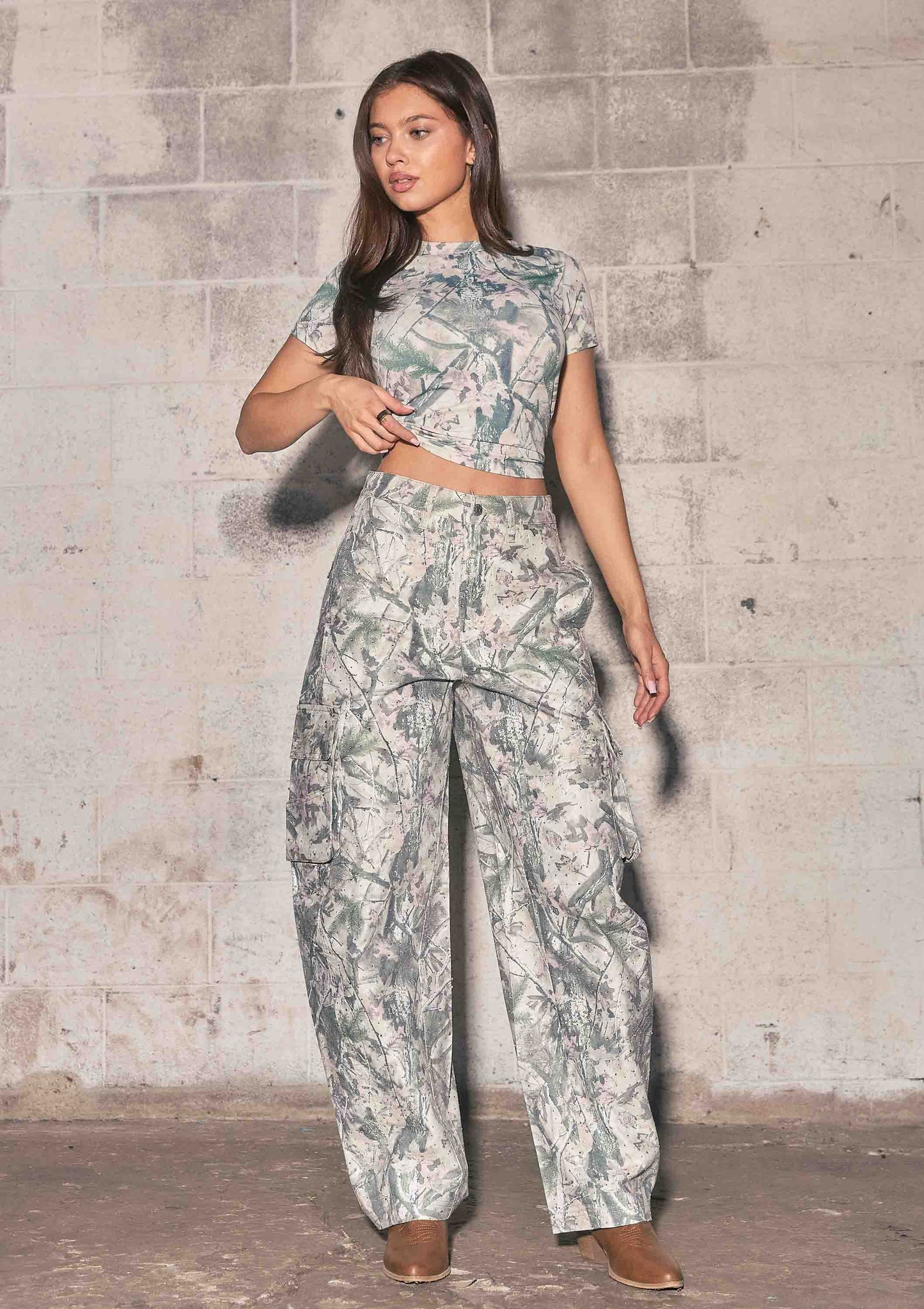 Rhinestone Camo Print Baggy Barrel Jeans: Pink wood