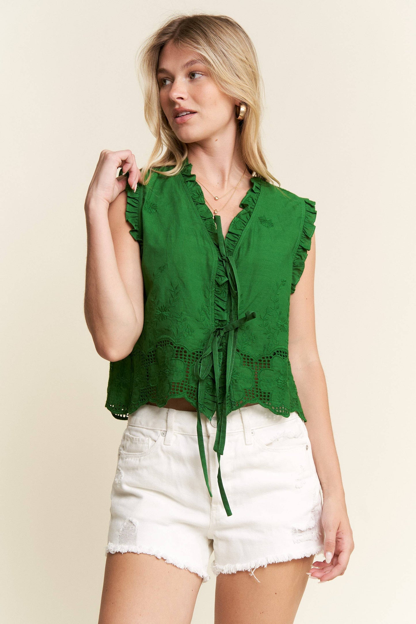 SLEEVELESS RUFFLE FRONT TIE TOP: Green