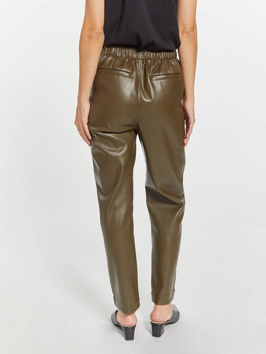 DANIELLE PANT: PLEATHER DESERT OLIVE