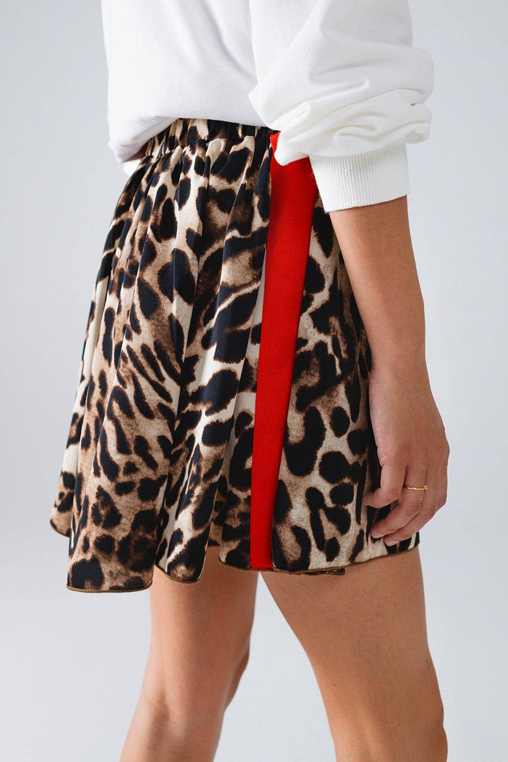 Leopard Print Shorts With Red Stripes On The Sides: Brown / Medium