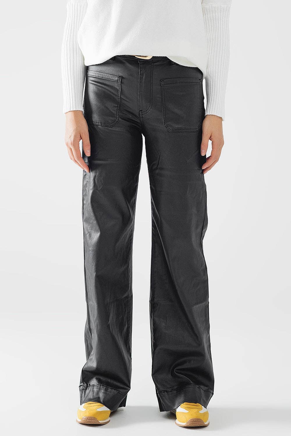 Faux leather pants with wide leg and pocket detail: Black