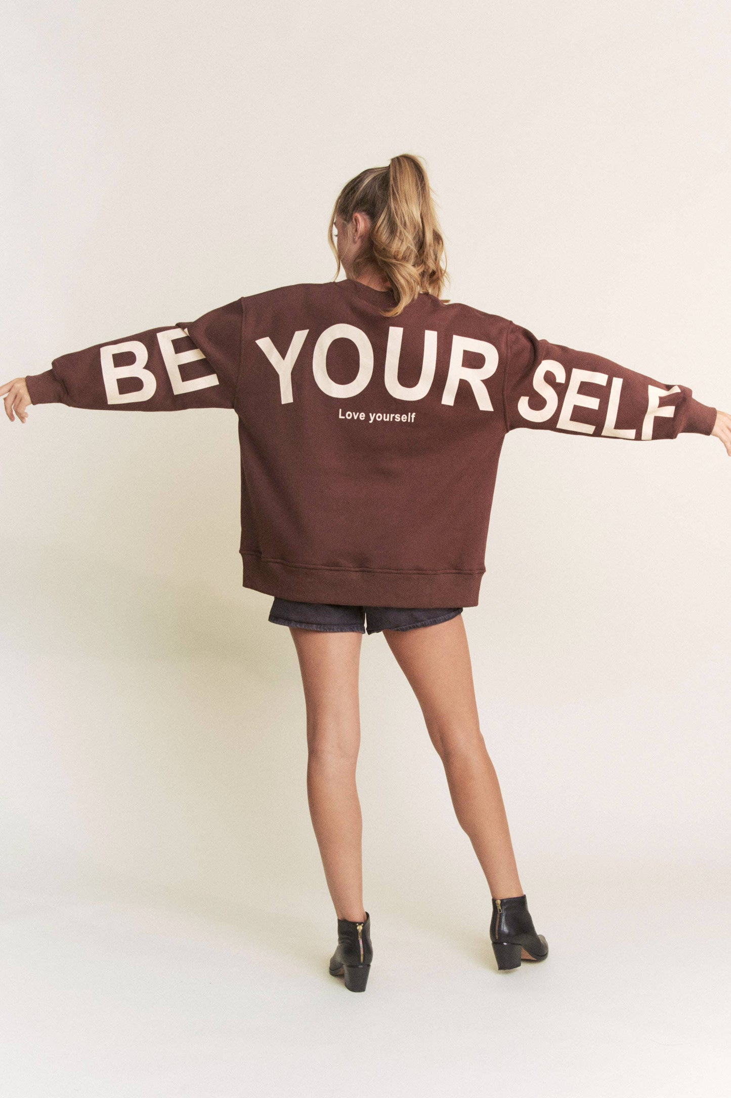 Printed Oversized Sweatshirt: Pink