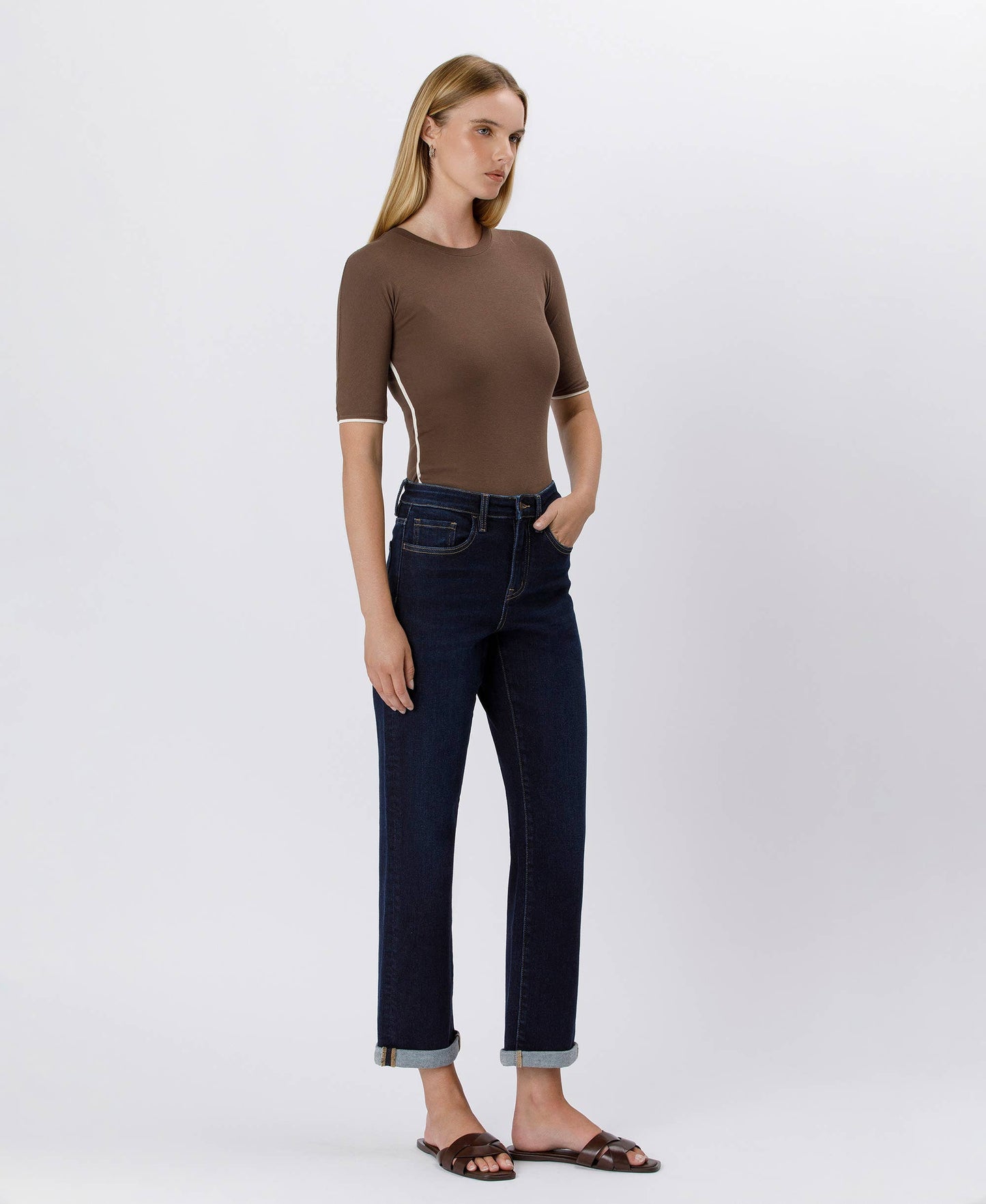 HIGH RISE CUFFED CROP STRAIGHT JEANS F5895: TIME AWAY