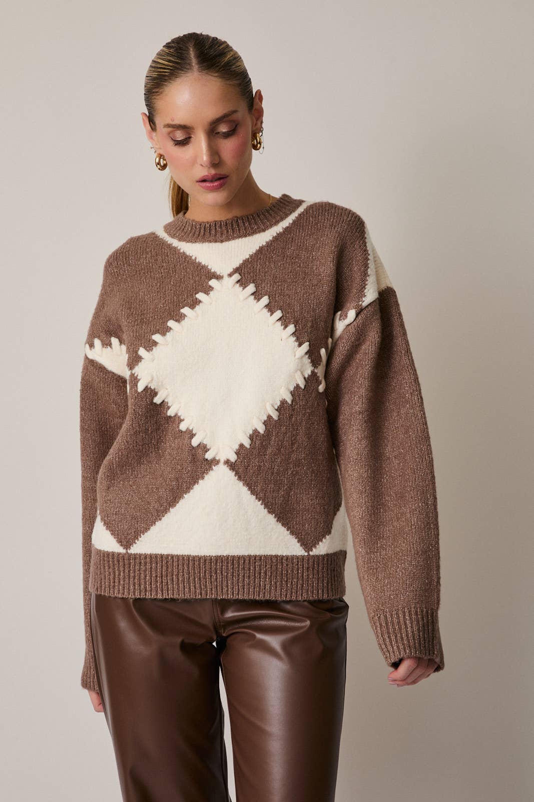 ARGYLE SWEATER: MOCHA-CREAM