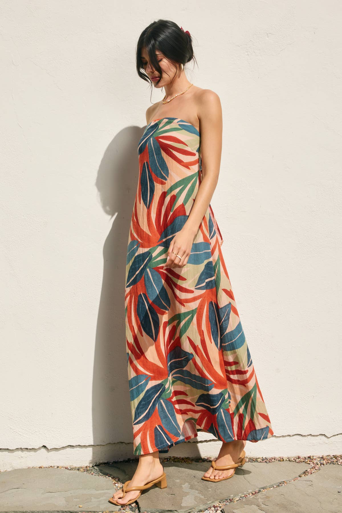 Tropical Leaf Strapless Tie Back Maxi Dress: SUN ORANGE PALM