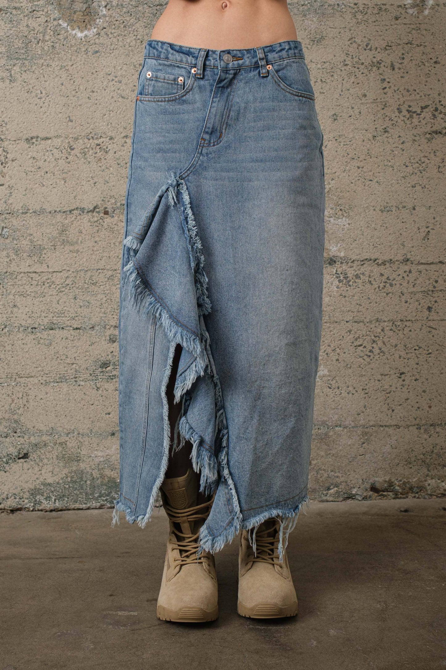 DENIM SKIRT S7688: MEDIUM DENIM