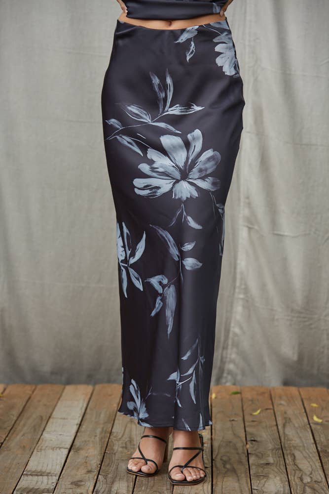 Floral Print Flare Midi Skirt: Black Grey