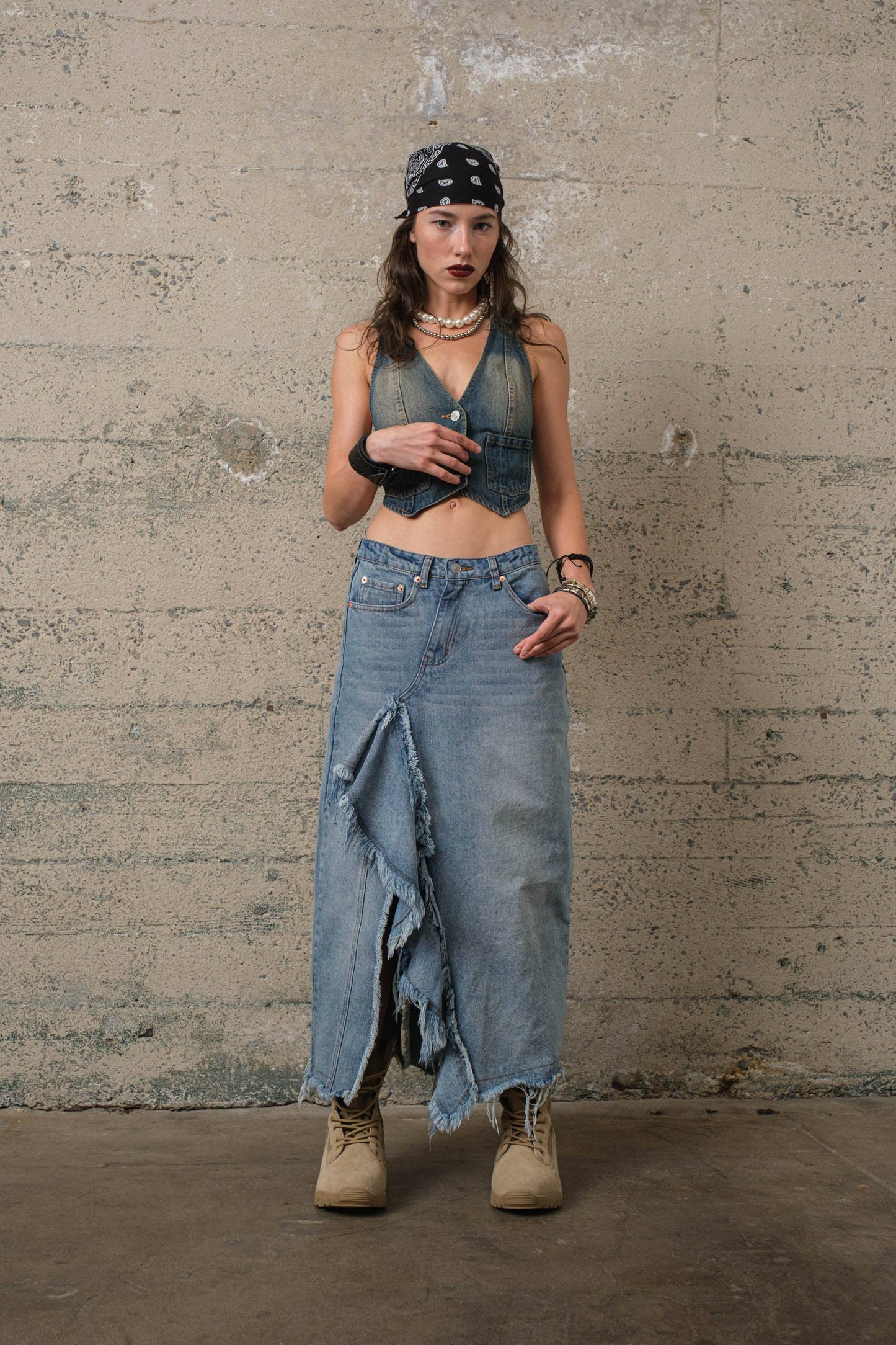 DENIM SKIRT S7688: MEDIUM DENIM