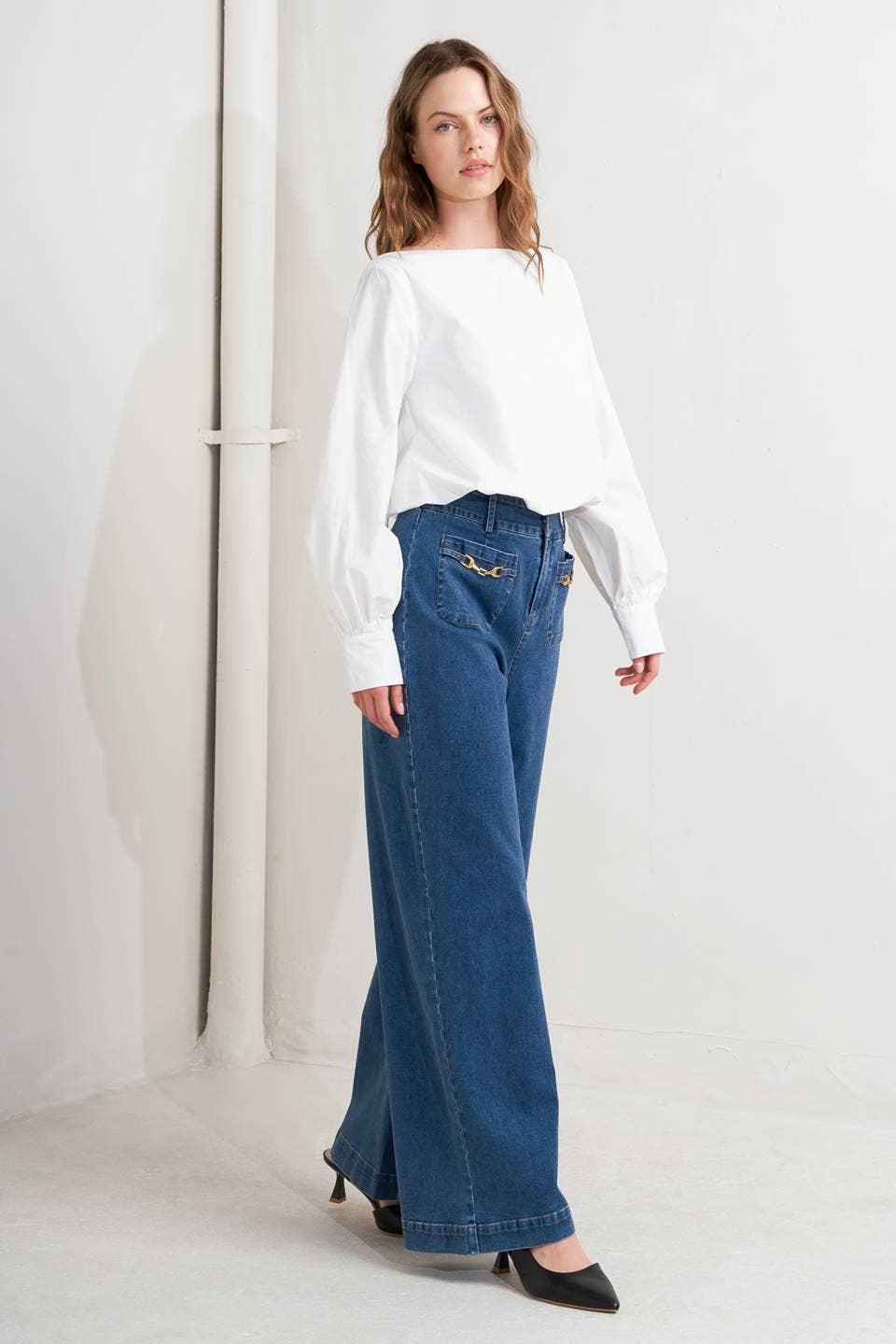 White long sleeve bubble top - FT1657:
